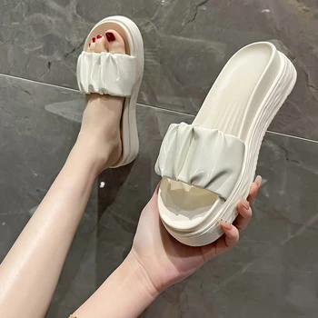 Женская обувь, женские тапочки, роскошные уличные тапочки, Дизайнерская летняя обувь на плоской подошве, модная женская обувь из искусственной резины, Базовая Плиссированная женская обувь 12