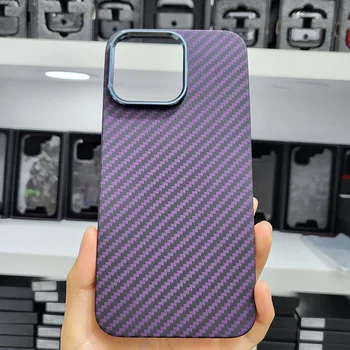 Фиолетовый Цвет - Чехол из Настоящего Углеродного волокна для iPhone 14Pro/14 Pro Max с Металлической Защитой Объектива камеры, Ощущаемой Кожей Задней крышки телефона 8
