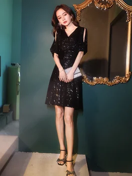 Черное маленькое вечернее платье, женское легкое роскошное маленькое платье высокого темперамента, роскошное платье с блестками высокого уровня для хостинга 1